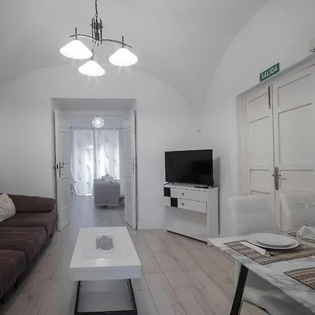 Apartment Gladiador *
